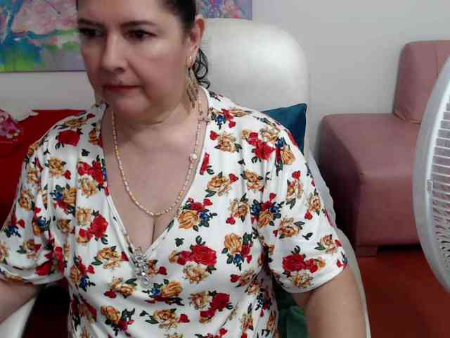 leonela webcam