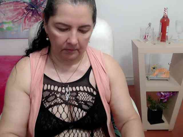 leonela webcam