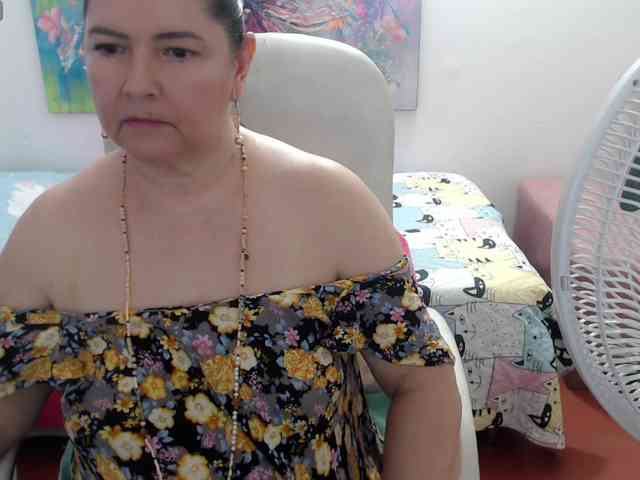 leonela webcam
