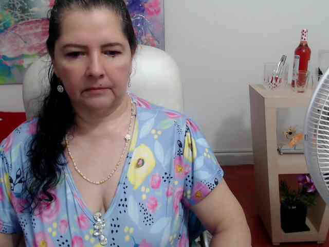 leonela webcam