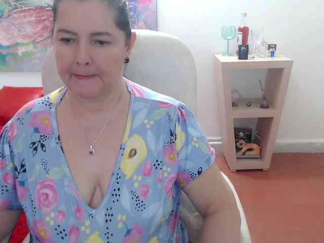 leonela webcam