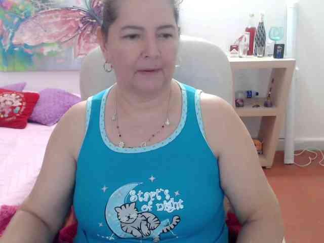 leonela Live Webcam on BongaCams