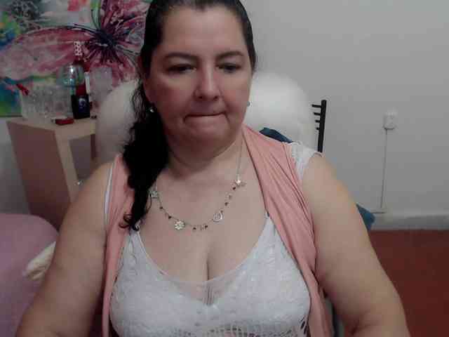 leonela webcam