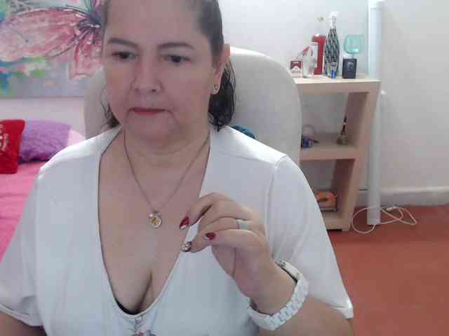leonela webcam