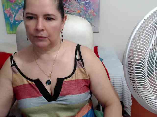 leonela webcam