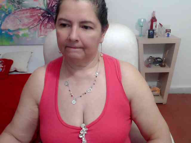 leonela leonela