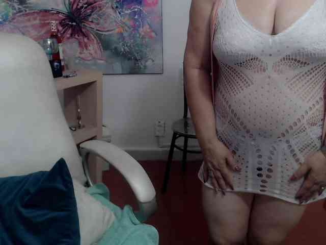 leonela webcam