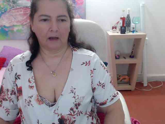 leonela webcam