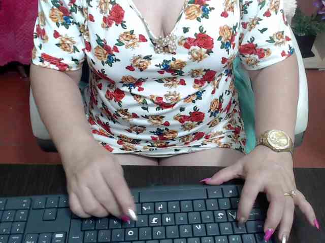 leonela webcam