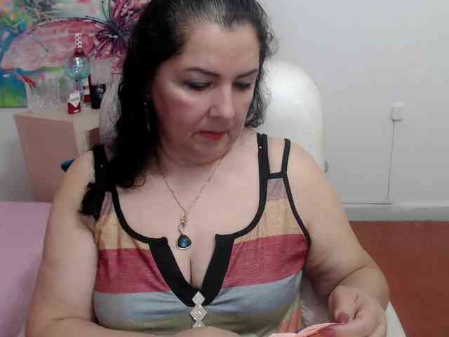 leonela webcam