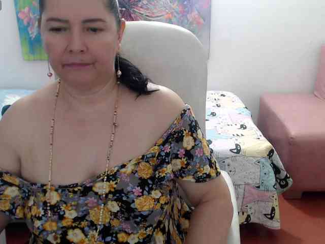leonela webcam