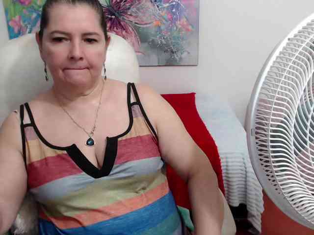 leonela webcam