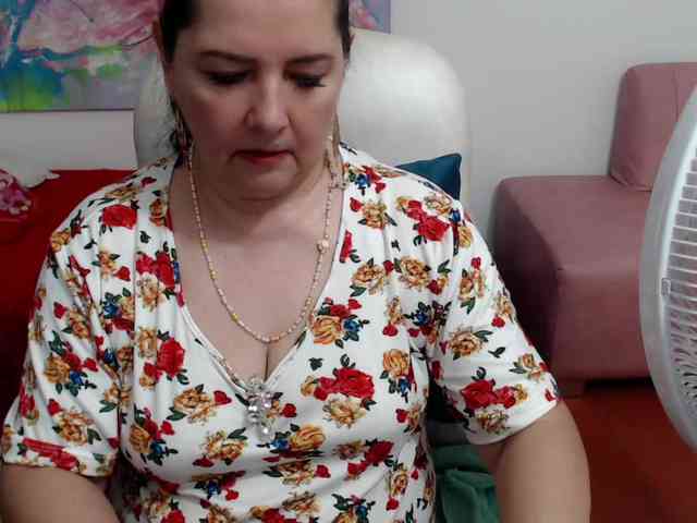leonela webcam