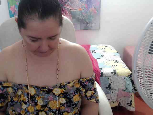 leonela webcam