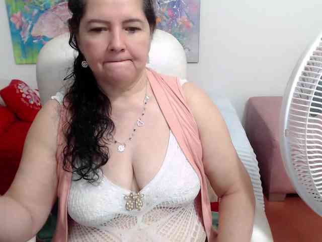 leonela webcam