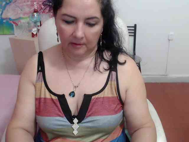 leonela webcam