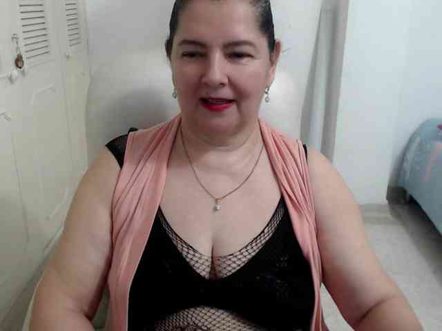 leonela Live Webcam on BongaCams