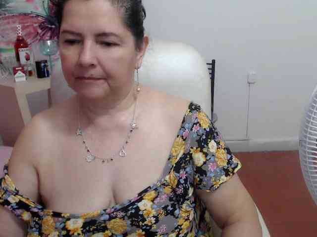 leonela webcam