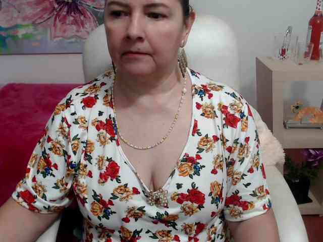 leonela webcam