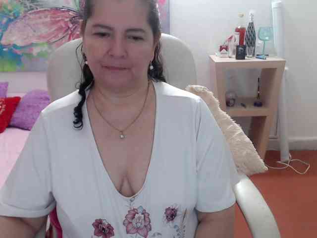 leonela webcam