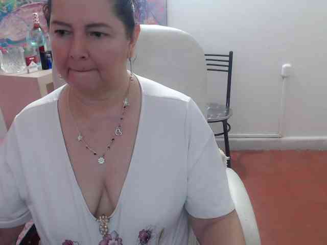 leonela webcam