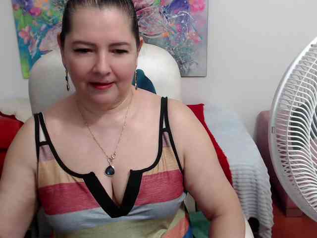 leonela webcam