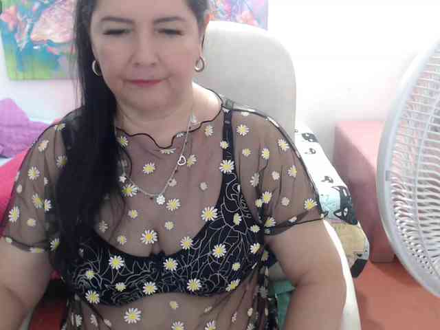 free sex chat Leonela