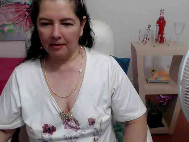 leonela webcam