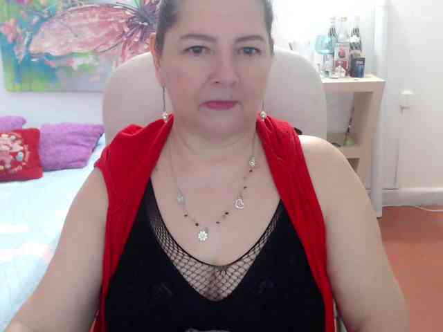 leonela Live Webcam on BongaCams