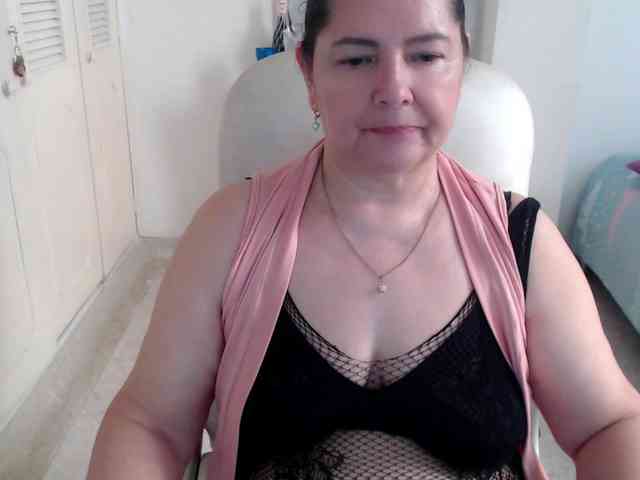 leonela Live Webcam on BongaCams