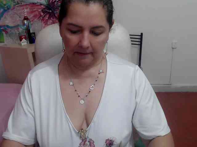 leonela webcam