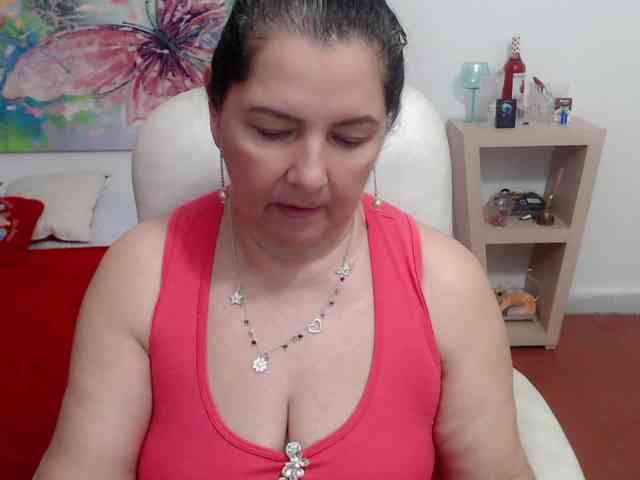 leonela webcam
