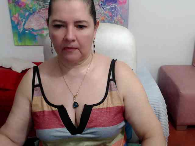 leonela webcam