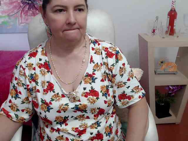 leonela webcam