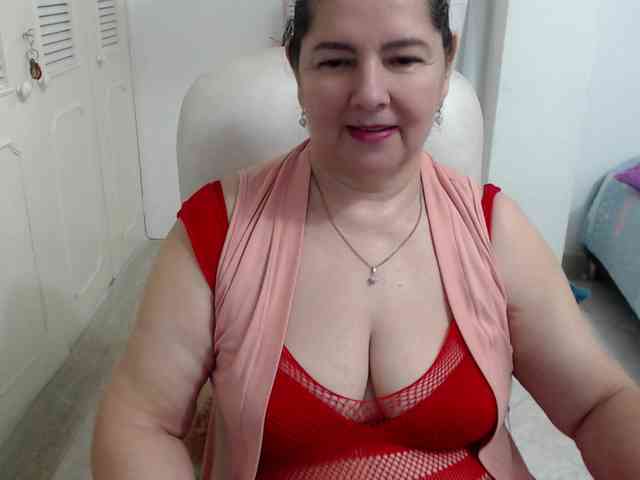 leonela Live Webcam on BongaCams