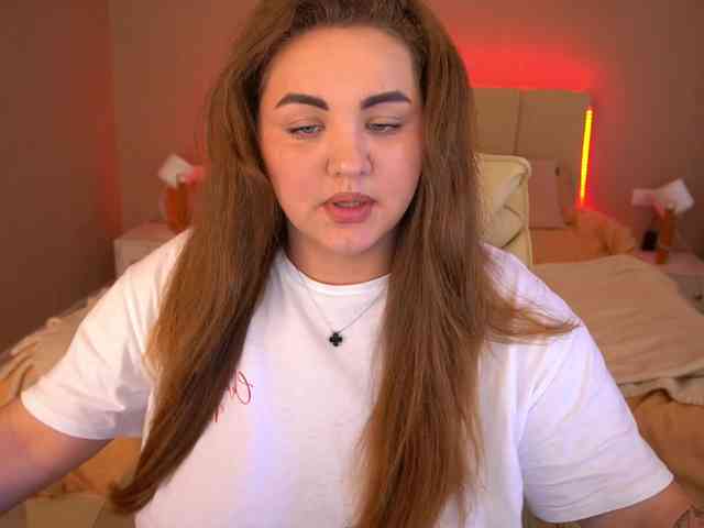 MichellKiss webcam