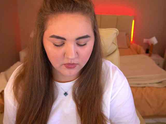 MichellKiss webcam