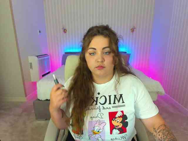 MichellKiss webcam