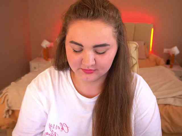 MichellKiss webcam