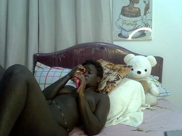 Tatiana22 live cam profile