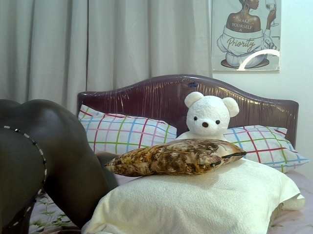 Tatiana22 live cam profile