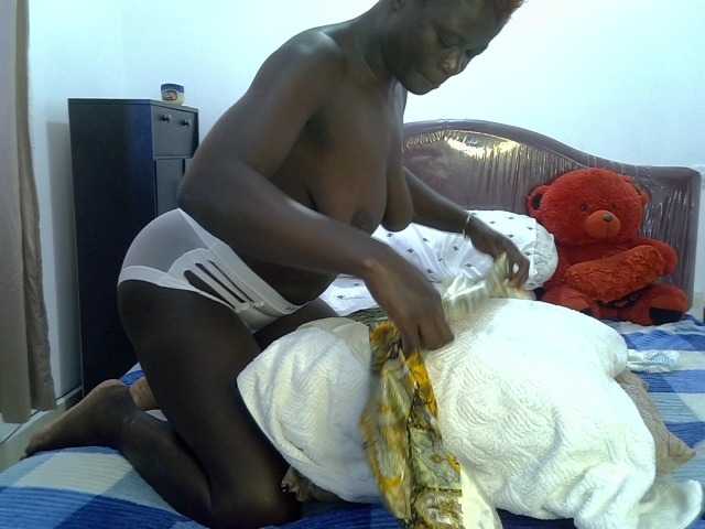 Tatiana22's BongaCams show and profile