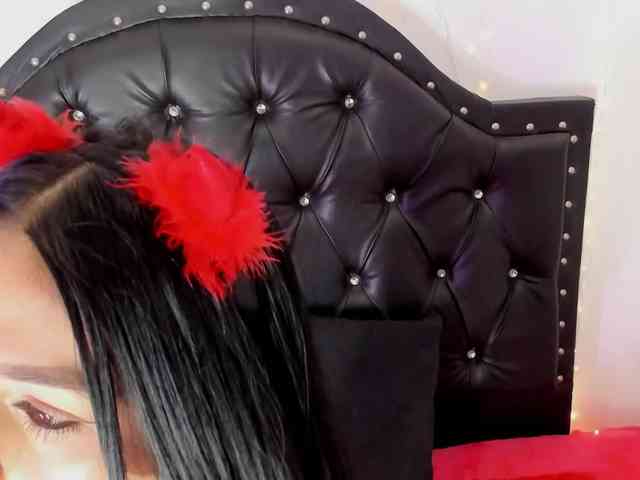 vicky-saenz Live Webcam on BongaCams