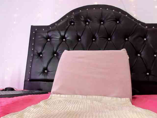 vicky-saenz webcam