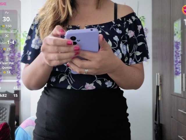 Mmmcutemm's BongaCams show and profile