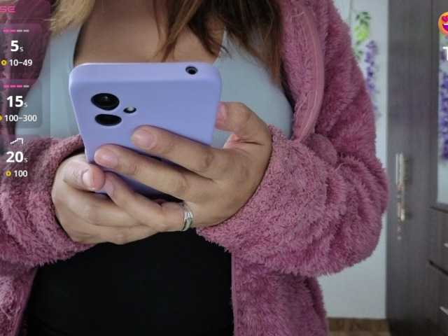 Mmmcutemm's BongaCams show and profile