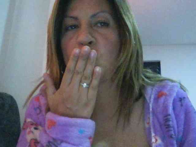Mmmcutemm webcam