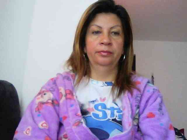 Mmmcutemm webcam