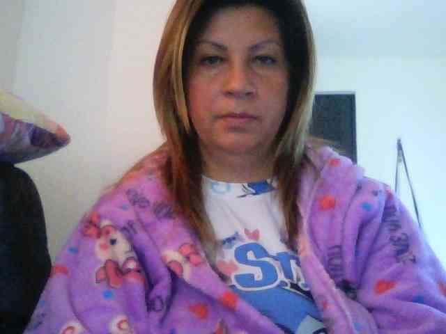 Mmmcutemm webcam