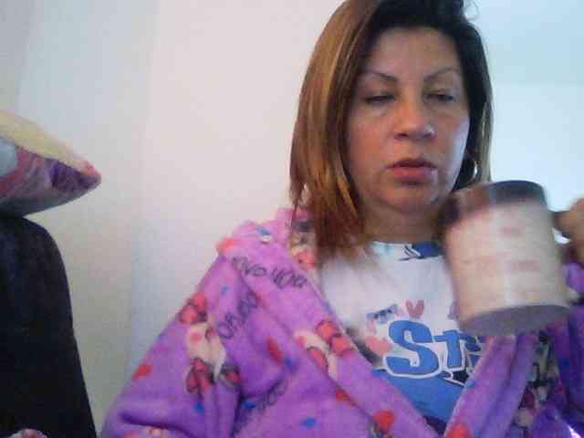 Mmmcutemm webcam